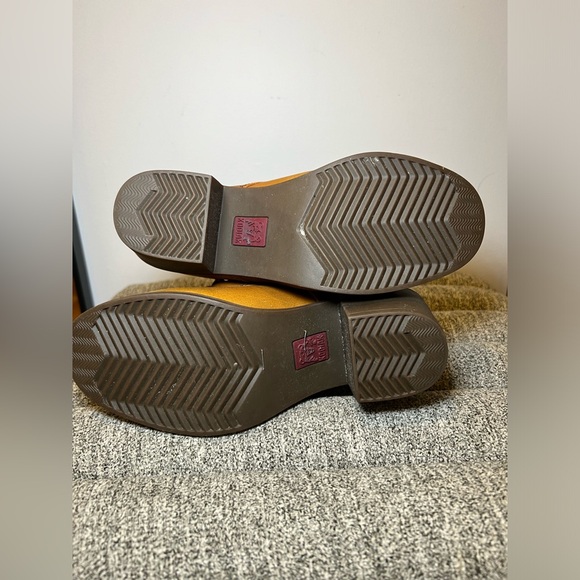 Kodiak Boots - Picture 8 of 8